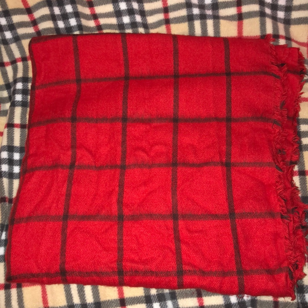 NWOT Gap blanket scarf.